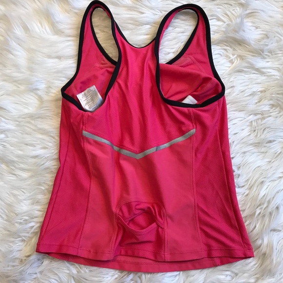 EUC Nike Tank Top w/ Built in Bra - Picture 2 of 4